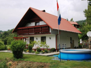 Benešov U Semil